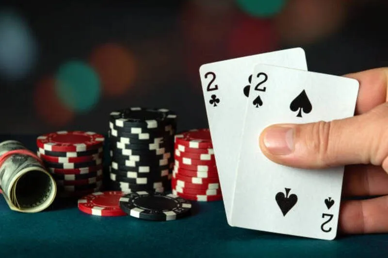 Kinh nghiệm chơi dài hạn trong poker giúp bạn duy trì thành công