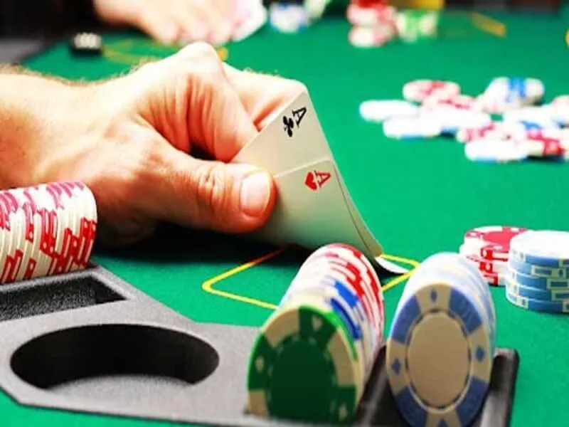 Mẹo thắng Poker: Quan sát và học hỏi từ đối thủ trong ván game